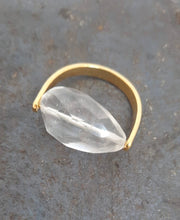 Load image into Gallery viewer, Clear Quartz Ring
